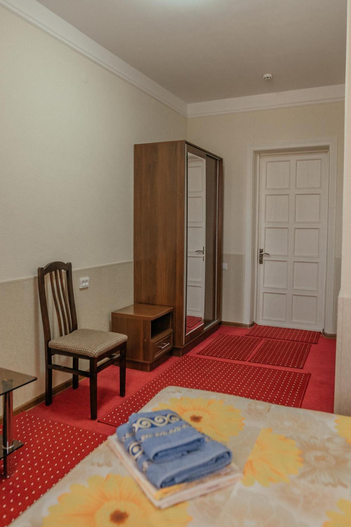 Sevara Guest House ซามาร์คันด์ ห้อง รูปภาพ
